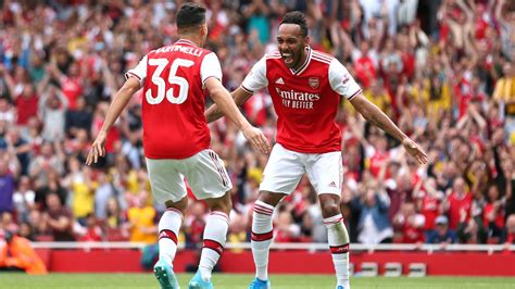 odds on arsenal winning league.